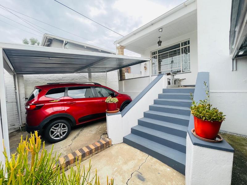 7 Bedroom Property for Sale in Orange Grove Eastern Cape